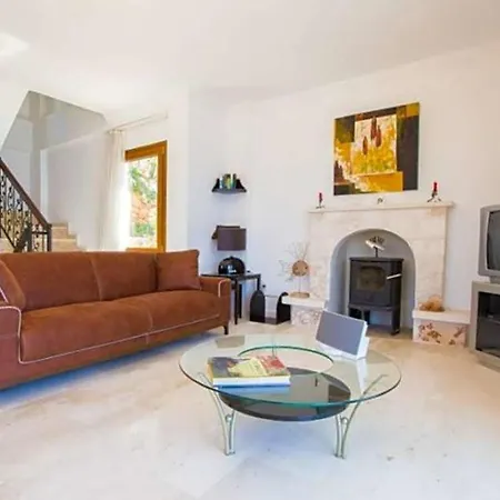 Sleeps 6 With Pool Air Con And Wifi Kalkan