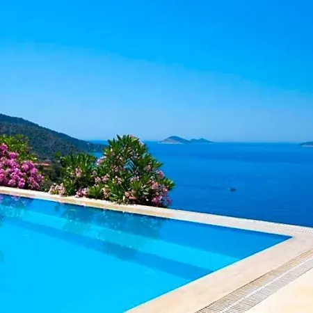 Willa Sleeps 6 With Pool Air Con And Wifi Kalkan