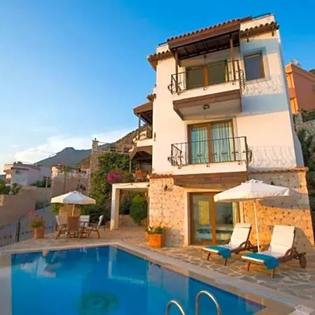 Sleeps 6 With Pool Air Con And Wifi וילה *