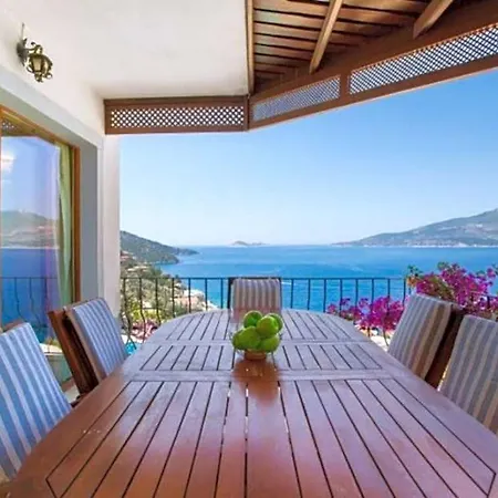 וילה Sleeps 6 With Pool Air Con And Wifi